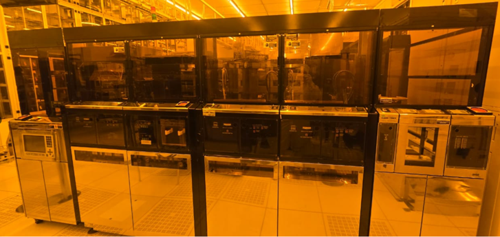 https://surplus.infineon.com/clientresources/84219/84223/06/92806/267769-a-01_Side-View.png