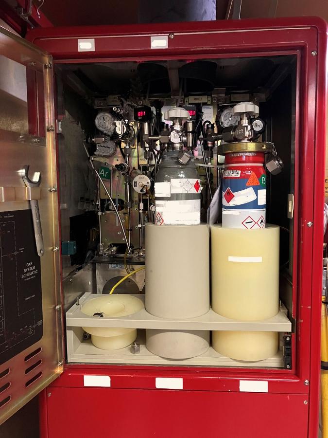 https://surplus.infineon.com/clientresources/84219/84223/28/76128/267500-5-gasbox_mod.JPG