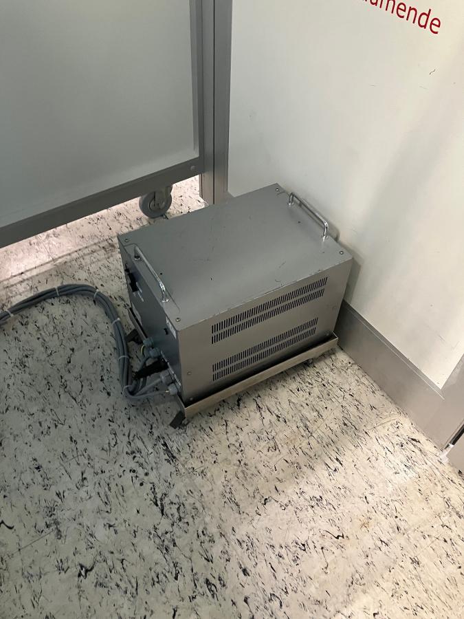 https://surplus.infineon.com/clientresources/84219/84223/31/76131/255043-3-Trafo.jpg