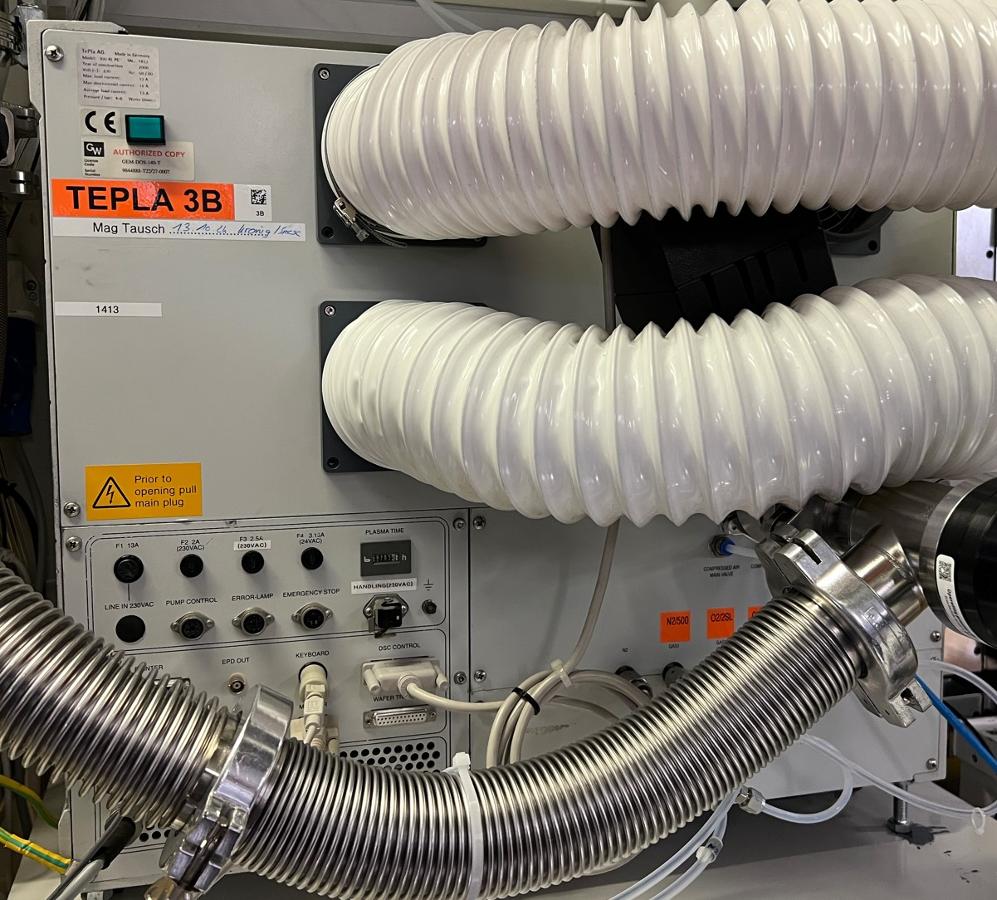 https://surplus.infineon.com/clientresources/84219/84223/36/77436/267621-1-TEPLA3B_back.JPG
