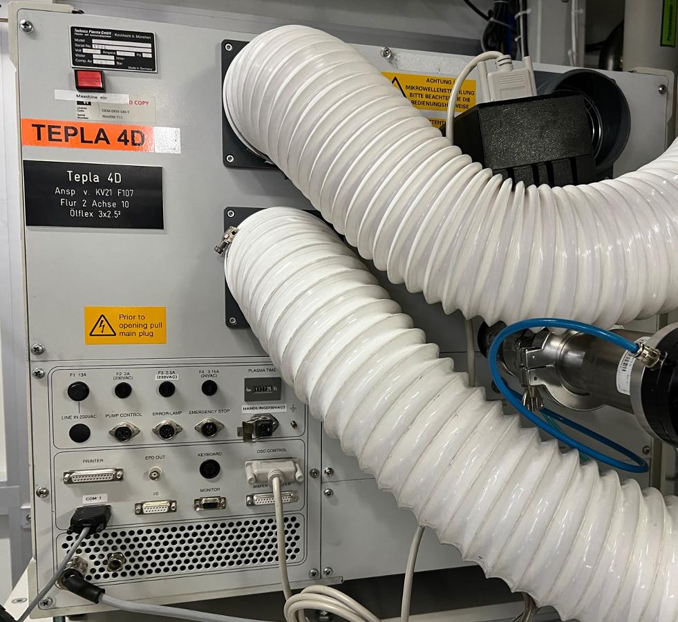 https://surplus.infineon.com/clientresources/84219/84223/36/77436/267622-1-TEPLA4D_back.JPG