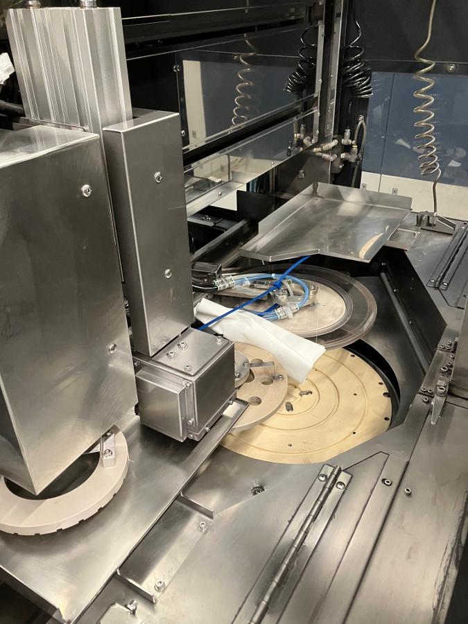 https://surplus.infineon.com/clientresources/84219/84223/36/77436/268449-3-Cleaning-Unit-&-Handling-Pads.jpg