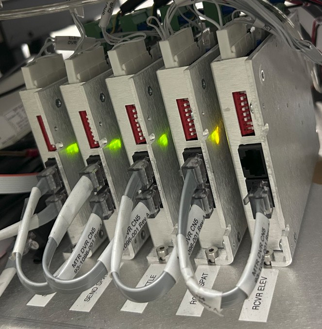 https://surplus.infineon.com/clientresources/84219/84223/36/77436/269680-10-T901_7A_stepperdriver.jpeg