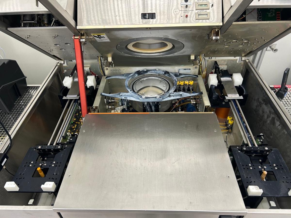 https://surplus.infineon.com/clientresources/84219/84223/36/77436/269680-8-T901_7A_open.jpeg