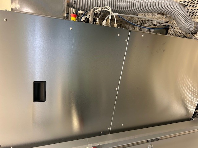 https://surplus.infineon.com/clientresources/84219/84223/43/543/267681-2-ASH961-03-Seitenansicht1.jpg
