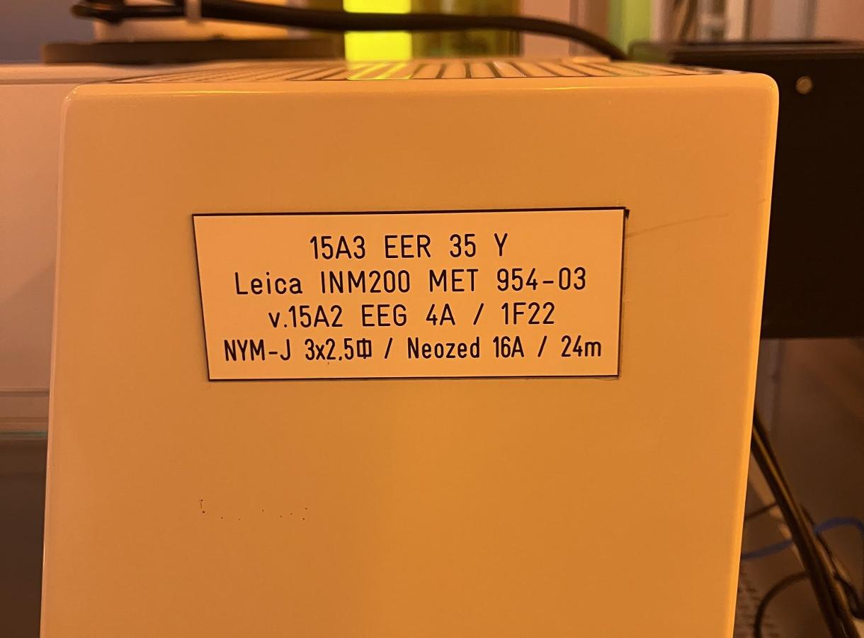 https://surplus.infineon.com/clientresources/84219/84223/45/345/268052-4-Leica-Typeplate-MET954-03.jpg