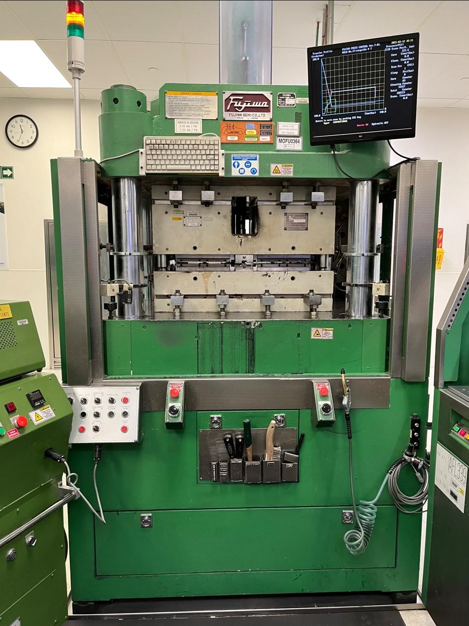 TEP-250-70 FUJIWA MOLD PRESS
