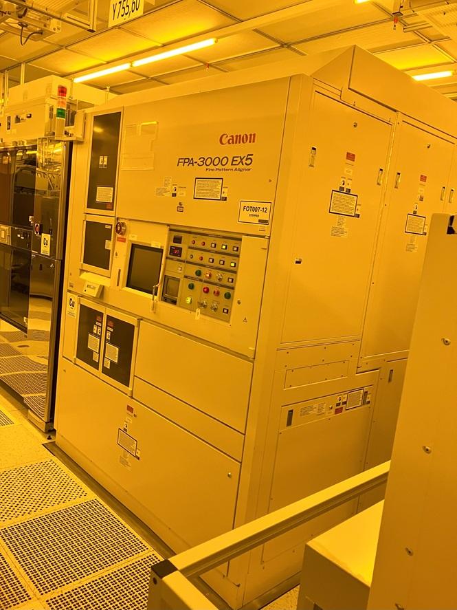 CANON - FPA-3000EX5 - DUV-Stepper